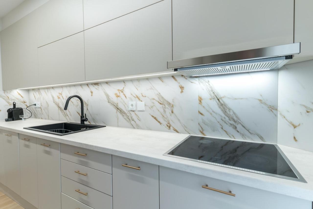 Imeros City Centre Apartment - Luxurious & Spacious! 伊拉克利翁 外观 照片